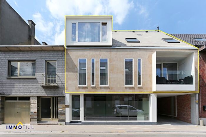 Appartement 3 pièces à Stationsstraat, Lebbeke, à vendre