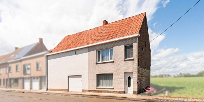 Maison 3 pièces à Wakkensesteenweg, Oeselgem, à vendre