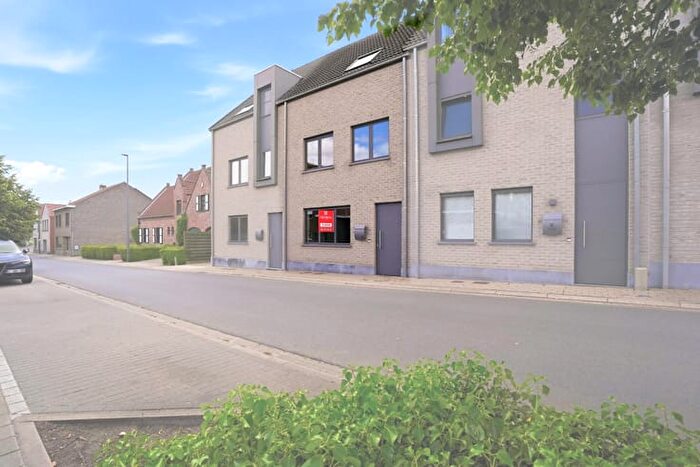 Karabiniersstraat D, Staden : Maison 3 pièces à vendre