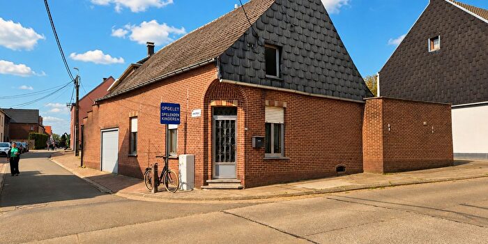 Broekstraat, Mere : Maison 5 pièces à vendre