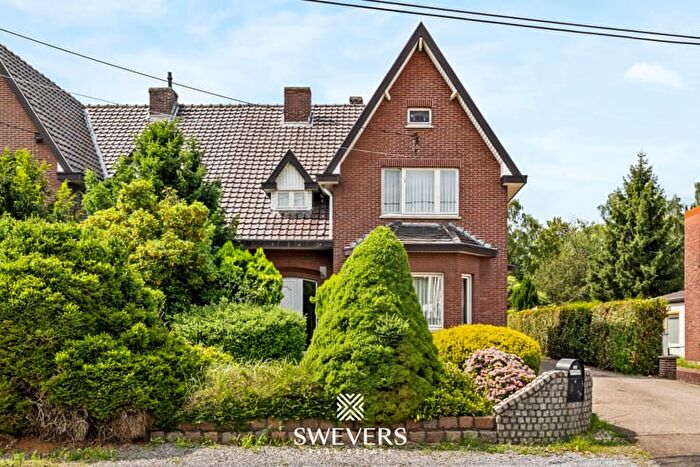 Maison 1 pièce à SintQuirinusstraat, HeusdenZolder, à vendre