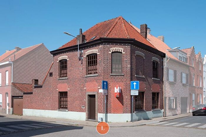 Graaf van Vlaanderenstraat, Menen : Maison 12 pièces à vendre