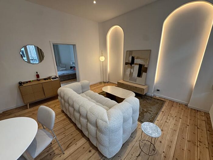 Appartement à louer - Rue Dewez, Namur