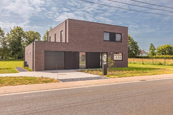 Maison 4 pièces à Varentstraat, ROTSELAAR, à vendre