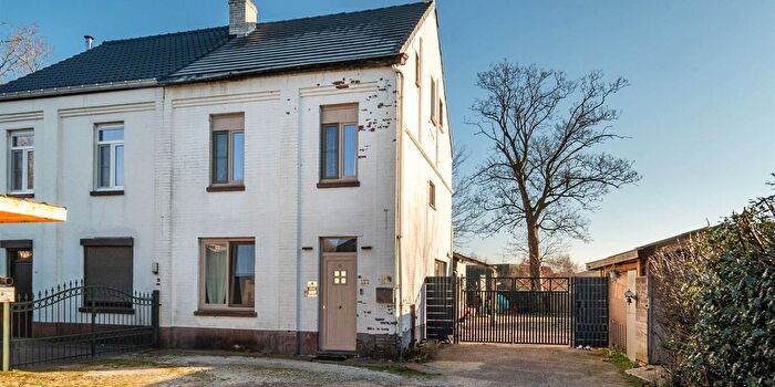 Achelmansstraat, Wijchmaal : Maison 4 pièces à vendre