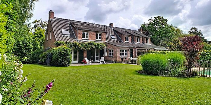 SintGenesiusRode, VlaamsBrabant : Maison 5 pièces à vendre