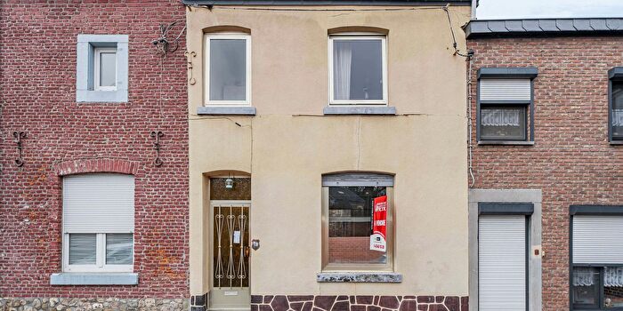 Maison 3 pièces à vendre à Rue du Canal, Haccourt