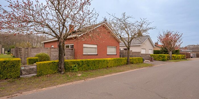 Maison 3 pièces à vendre - Zwinstraat, Sijsele
