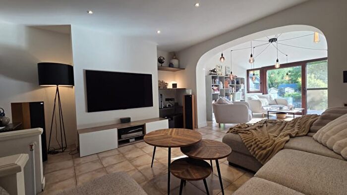 Rue Du Bailli, La Bruyère : Maison 4 pièces à vendre