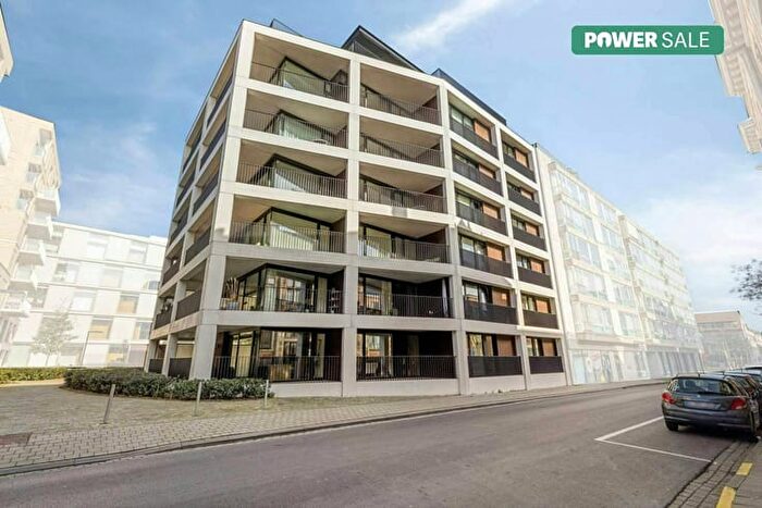 Appartement 3 pièces à Hendrik Consciencestraat, Roeselare, à vendre