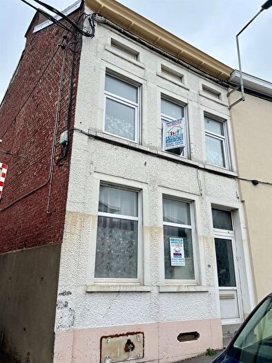 Maison 2 pièces à Rue de la Cayauderie, Charleroi, à vendre