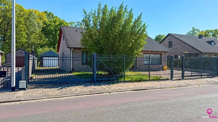 Maison 5 pièces à vendre à Schansstraat, HeusdenZolder