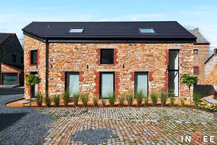 Rue sous l'Eglise, b : Maison 3 pièces à vendre