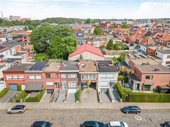 Maison 2 pièces à Struisbeeklaan, WILRIJK, à vendre