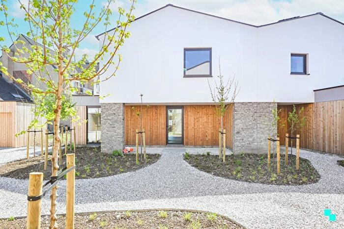 Maison 17 pièces à Oostrozebeeksestraat, Wielsbeke, à vendre