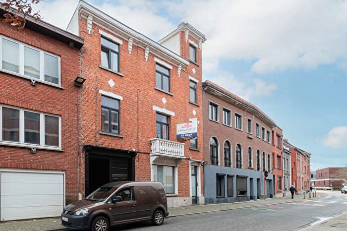 Caputsteenstraat, Mechelen : Maison 5 pièces à vendre