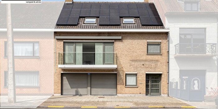 Maison 4 pièces à Stationsplein, Adinkerke, à vendre
