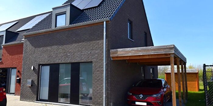 Heule, WestVlaanderen : Maison 3 pièces à vendre