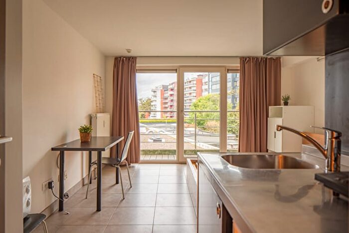 Appartement 8 pièces à louer - Diestsestraat, Leuven