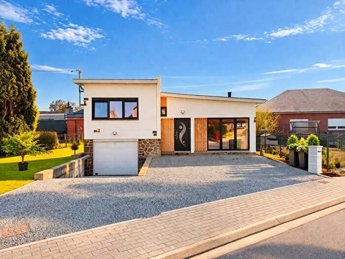 Rue du Pré De La Haye, OUPEYE - Maison 2 pièces à vendre