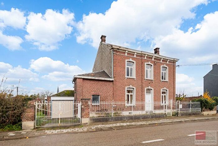 Viséweg, Voeren : Maison 6 pièces à vendre
