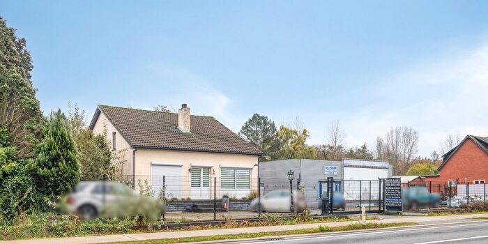 Postelsesteenweg, Mol : Maison 5 pièces à vendre