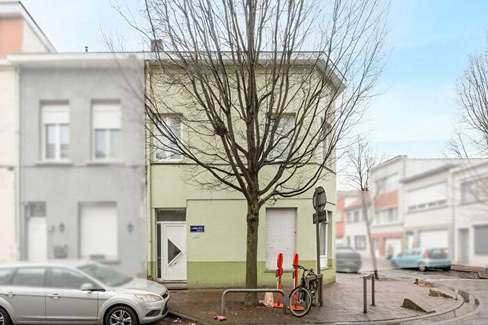 Maison 3 pièces à vendre à Limburgstraat, Antwerpen