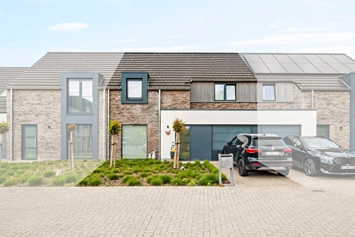 Maison 11 pièces à De Montblancplein, Ingelmunster, à vendre
