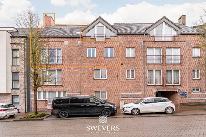 Stationsstraat A, TongerenBorgloon : Appartement 1 pièce à vendre