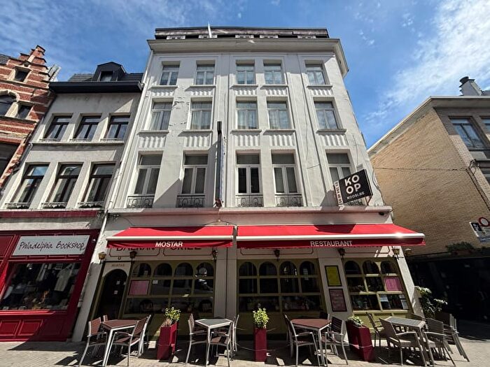 Appartement 4 pièces à vendre à Zwaluwstraat, Antwerpen