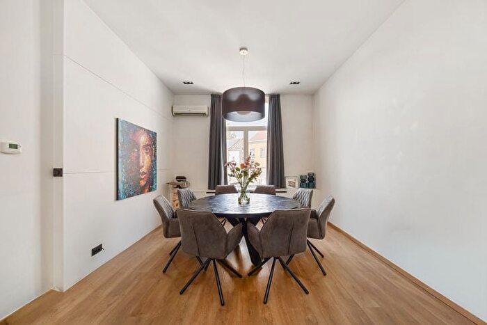 Prins Albertstraat, SintNiklaas : Maison 4 pièces à vendre