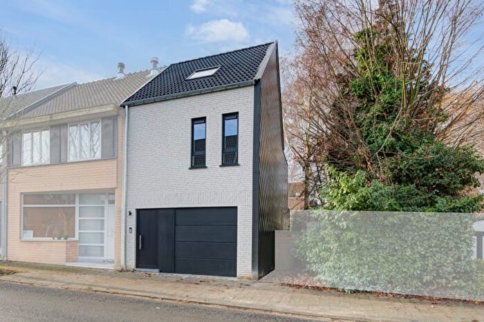 Pluyseghemstraat, Kontich : Maison 4 pièces à louer