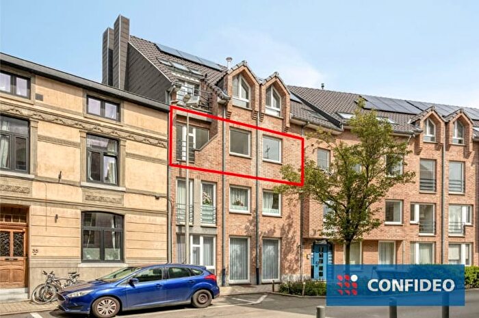 Minderbroedersstraat, TongerenBorgloon : Appartement 8 pièces à vendre
