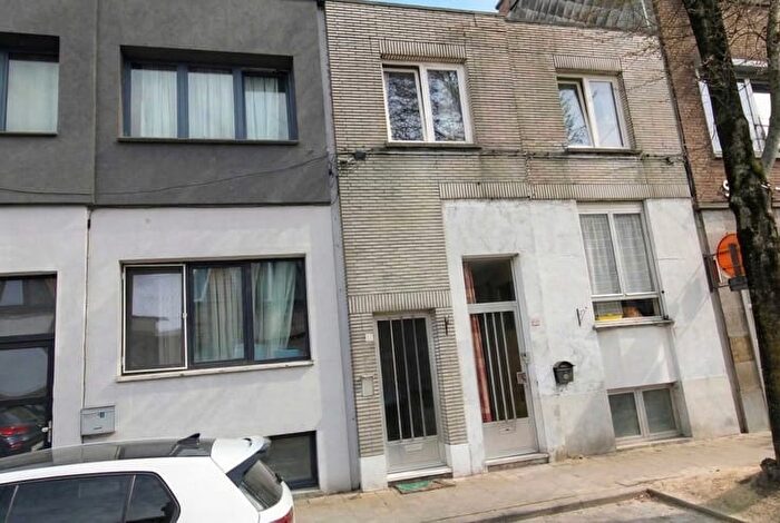 Meeuwenhoflei, DEURNE : Maison 3 pièces à vendre