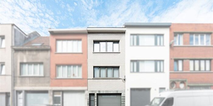 Borrewaterstraat, Merksem : Maison 3 pièces à vendre