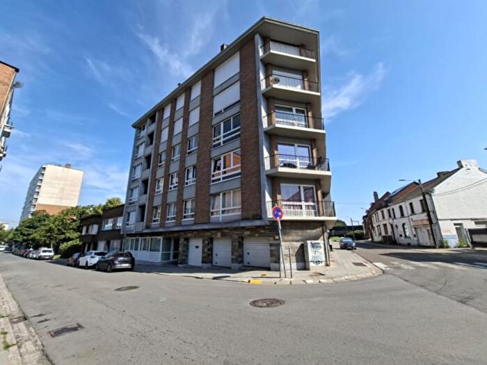 Appartement 3 pièces à vendre à Rue de la Neuville, Charleroi