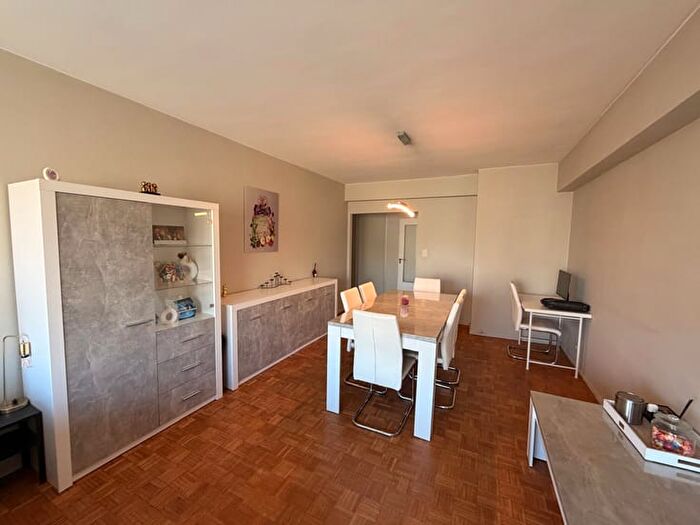 Appartement 2 pièces à louer à Quai Godefroid Kurth, Liège