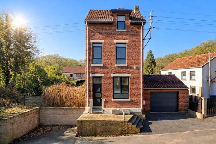 Maison 4 pièces à vendre à Rue des Petites Roches, Liège