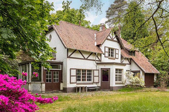 Maison 6 pièces à vendre à Douglaslaan, Kapellen
