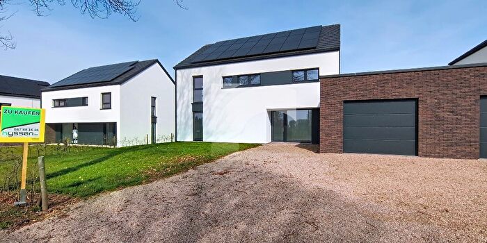 Maison 4 pièces à Lagerstraße, Elsenborn, à vendre
