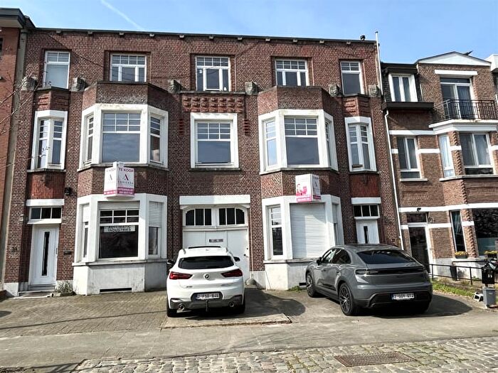 MariaHenriëttalei, HOBOKEN : Maison 8 pièces à vendre