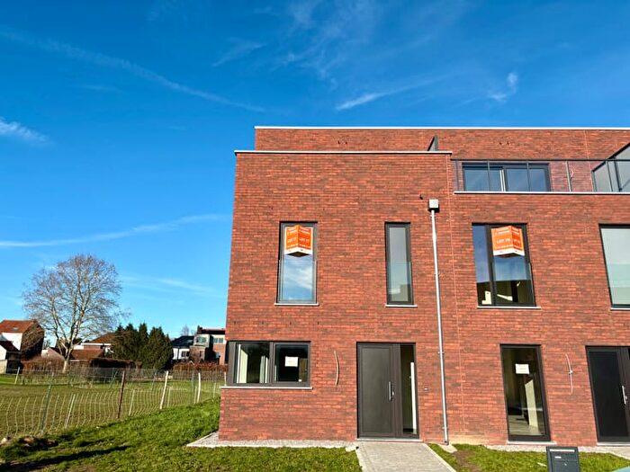 Rue De La Renaissance, Waremme : Maison 3 pièces à vendre