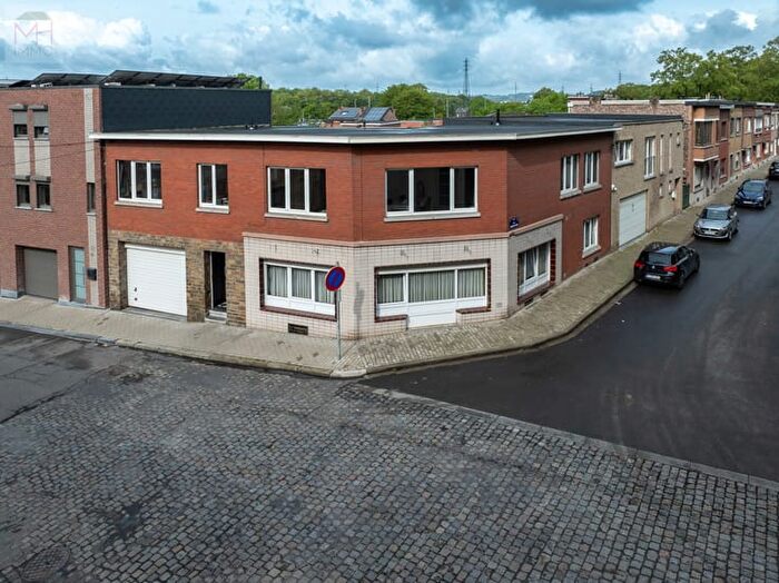 Maison 5 pièces à Rue de Trazegnies, Liège, à vendre