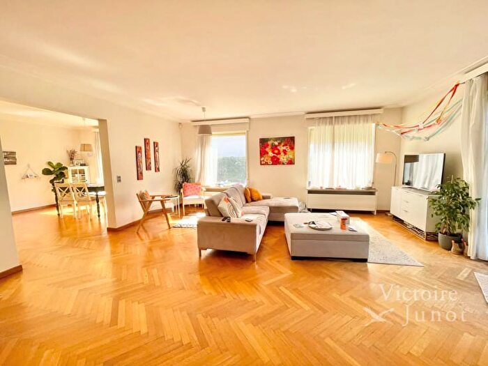 AVENUE DES ECUREUILS, Kraainem - Maison 5 pièces à louer