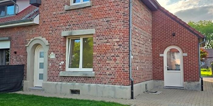 Maison 3 pièces à Duivenstraat, Genk, à vendre