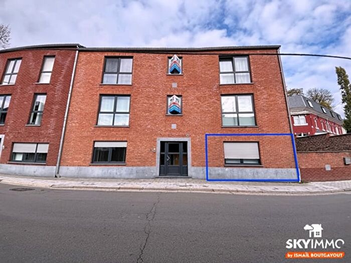 Rue de l'Hôtel Communal, A : Appartement 2 pièces à vendre