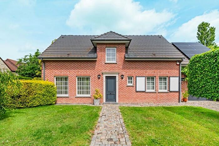 Maison 11 pièces à vendre - Rue de tirlemont, Noduwez