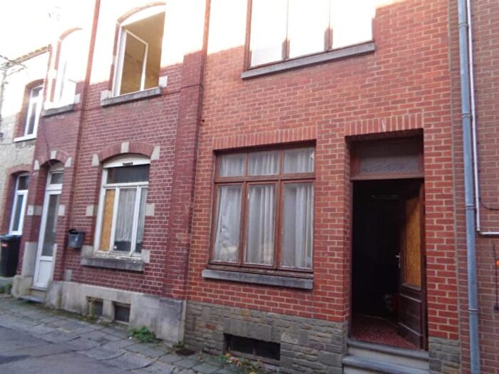 Maison 3 pièces à Rue de la Consolation, Couvin, à vendre