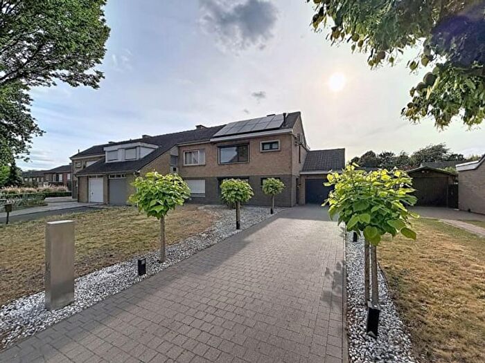 Dokter Hemerijckxlaan, Wevelgem Moorsele : Maison 3 pièces à vendre