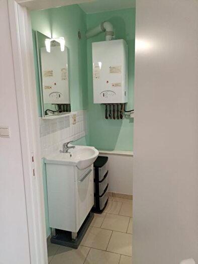 Appartement 1 pièce à louer - Rue Grande, B